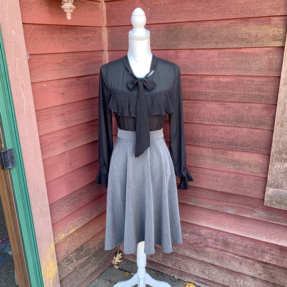 Back to the Schoolhouse Retro Style Blouse - Picture 3 of 7